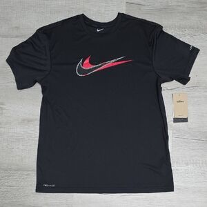 NWT Nike Men's Black Dri-FIT T-Shirt - Size Medium